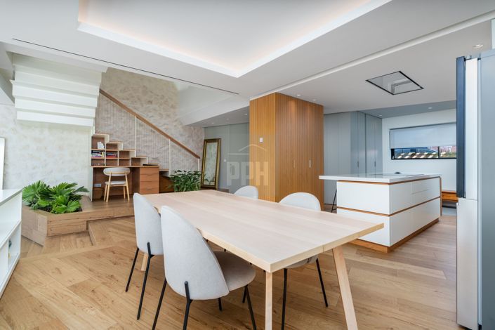 Image No.4-3 Bed Townhouse for sale
