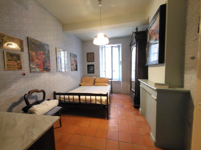 Image No.11-2 Bed Village House for sale