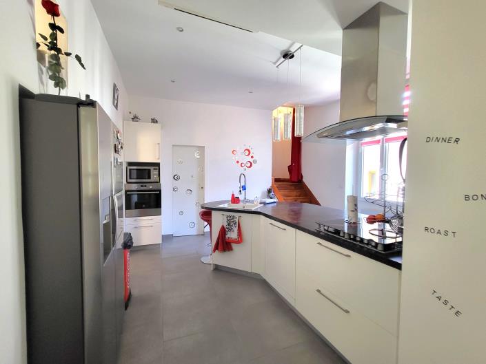 Image No.5-2 Bed Village House for sale