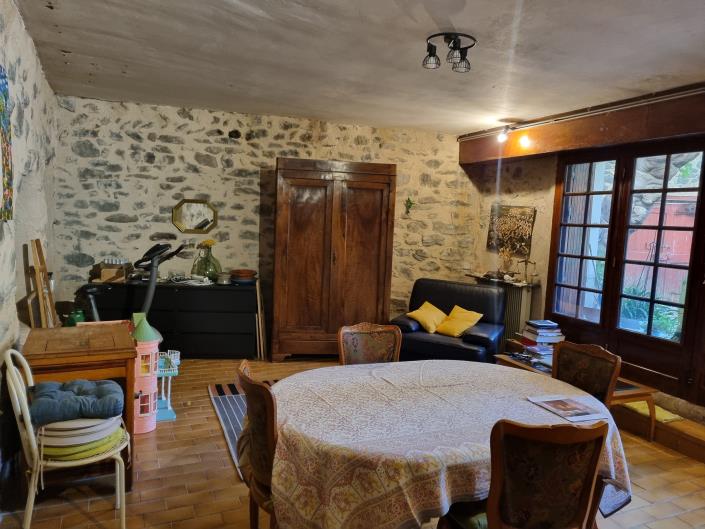 Image No.8-3 Bed Village House for sale