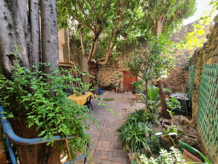 Image No.1-3 Bed Village House for sale