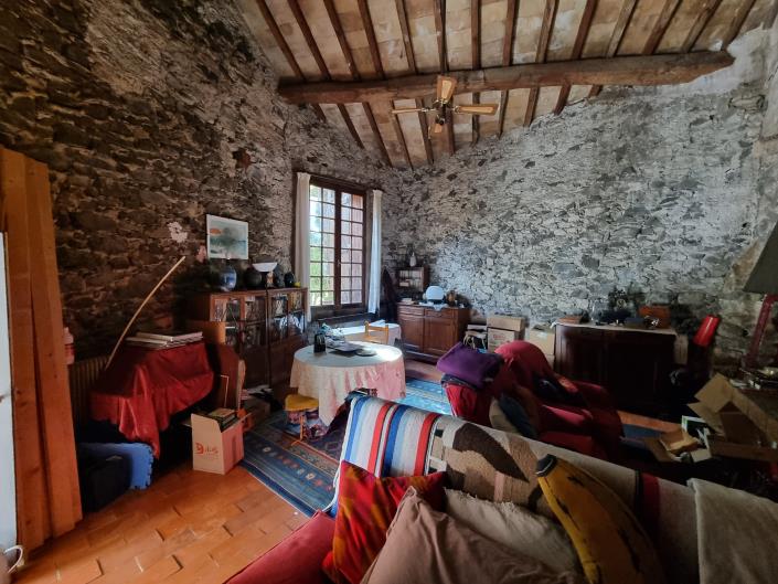 Image No.22-3 Bed Village House for sale