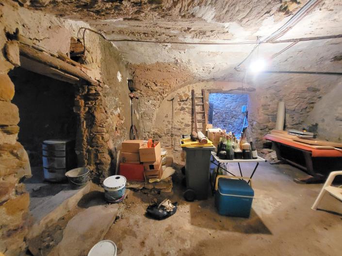 Image No.26-Maison de village de 3 chambres à vendre à Neffiès