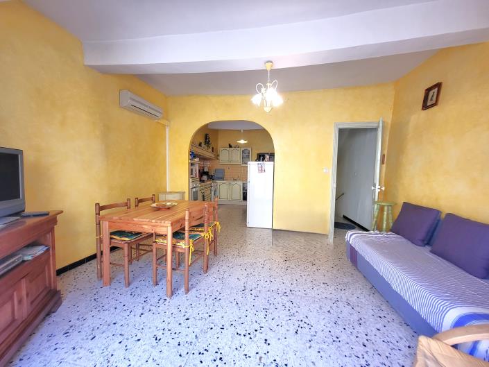 Image No.8-Maison de village de 3 chambres à vendre à Neffiès