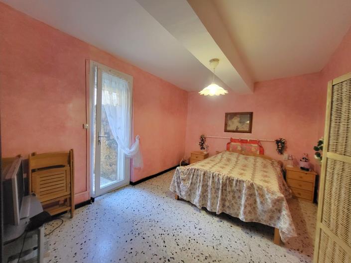Image No.13-Maison de village de 3 chambres à vendre à Neffiès