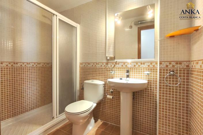 Image No.20-3 Bed Bungalow for sale