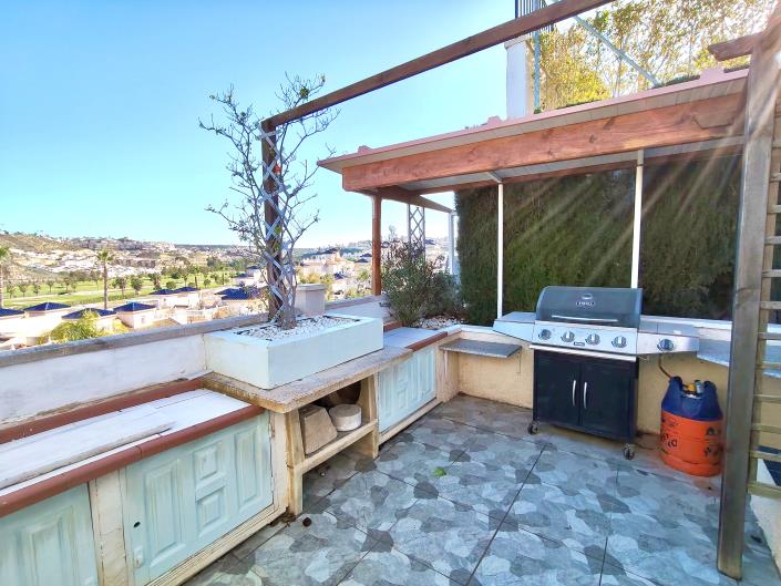 Image No.39-4 Bed Villa / Detached for sale