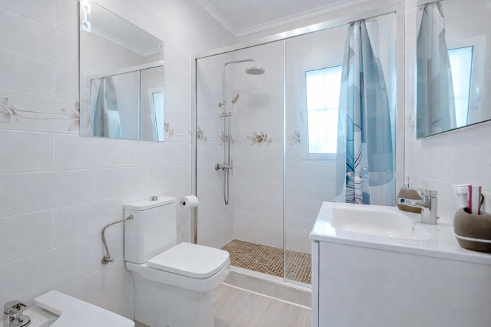 Image No.30-4 Bed Villa / Detached for sale