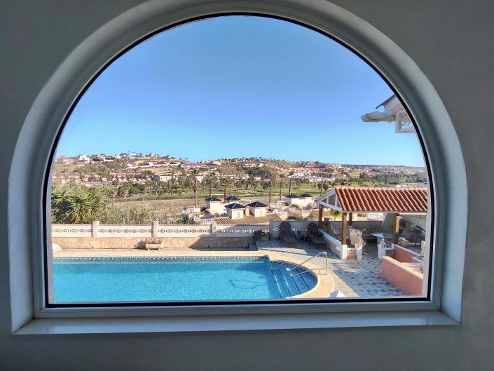 Image No.41-4 Bed Villa / Detached for sale