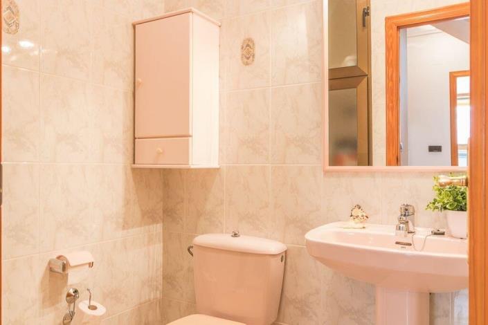 Image No.21-3 Bed Townhouse for sale