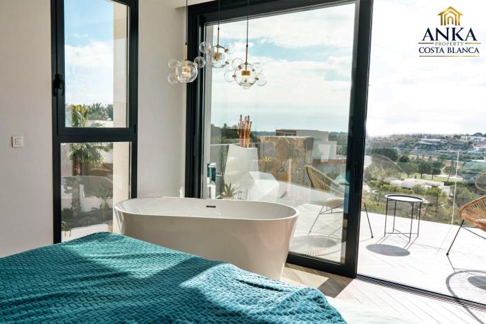 Image No.21-Villa de 4 chambres à vendre à Las Colinas Golf