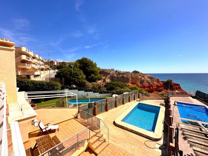 Image No.4-4 Bed Townhouse for sale