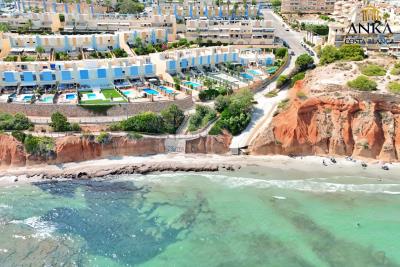 8f03d919-c4f7-4927-b560-bce3c9636f3f