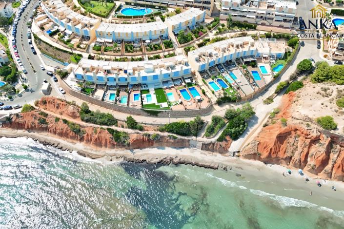 Image No.3-4 Bed Townhouse for sale