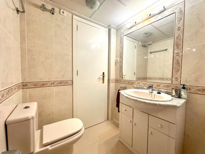 Image No.33-4 Bed Townhouse for sale