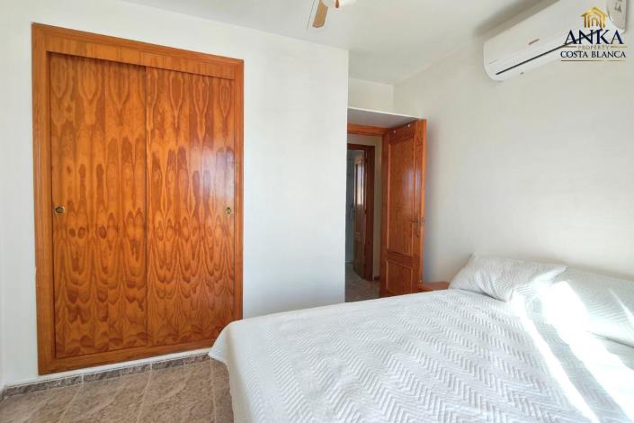 Image No.20-2 Bed Townhouse for sale