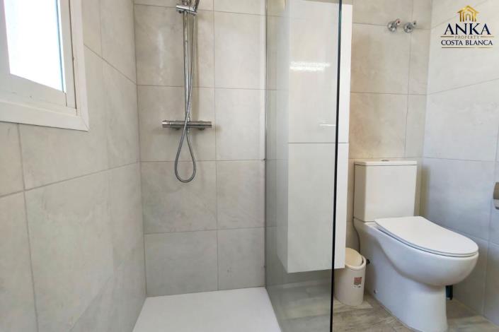 Image No.26-2 Bed Townhouse for sale