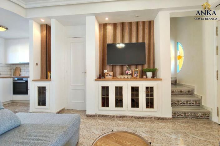 Image No.10-2 Bed Townhouse for sale