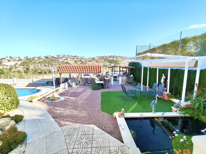 Image No.31-4 Bed Villa / Detached for sale