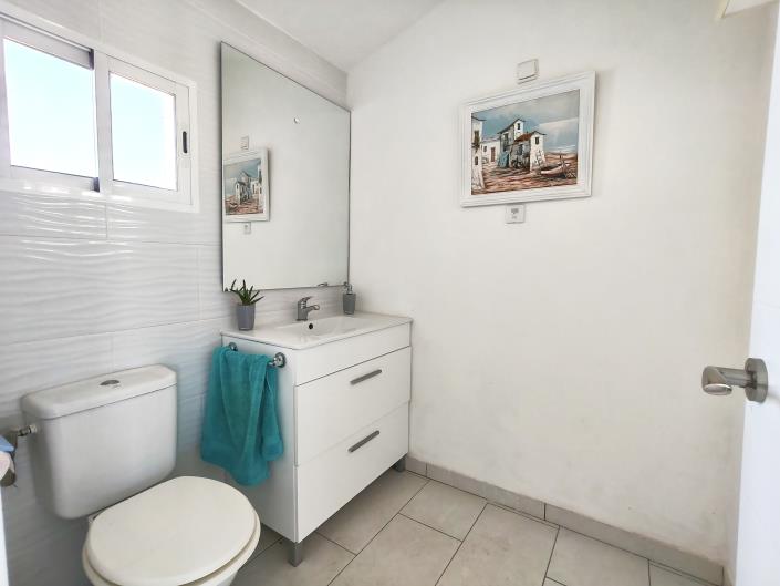 Image No.30-4 Bed Villa / Detached for sale