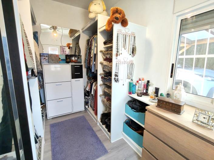 Image No.27-4 Bed Villa / Detached for sale