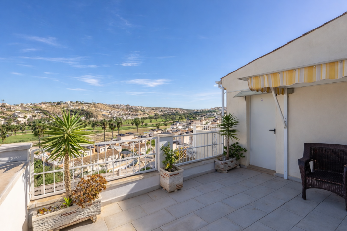 Image No.40-4 Bed Villa / Detached for sale