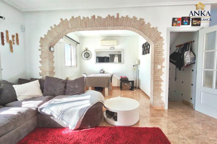 Image No.5-4 Bed Villa / Detached for sale