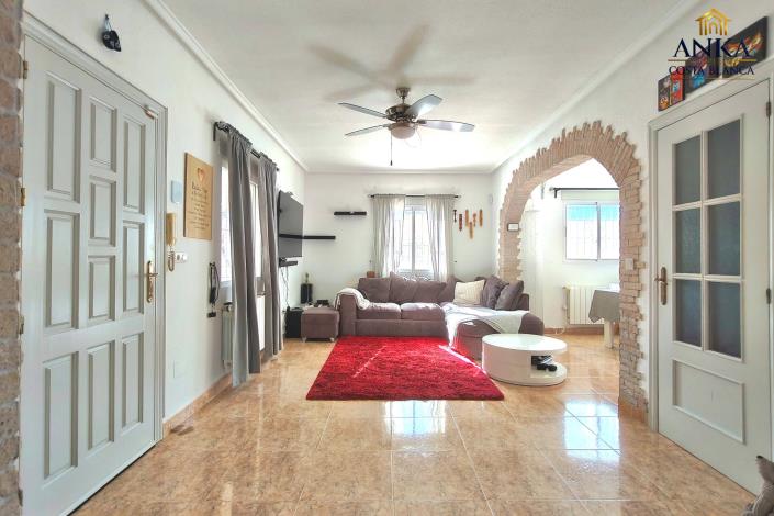 Image No.9-4 Bed Villa / Detached for sale