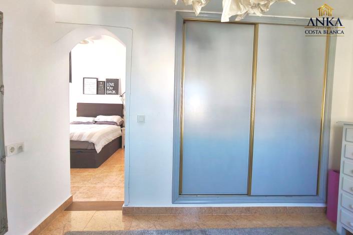 Image No.24-4 Bed Villa / Detached for sale