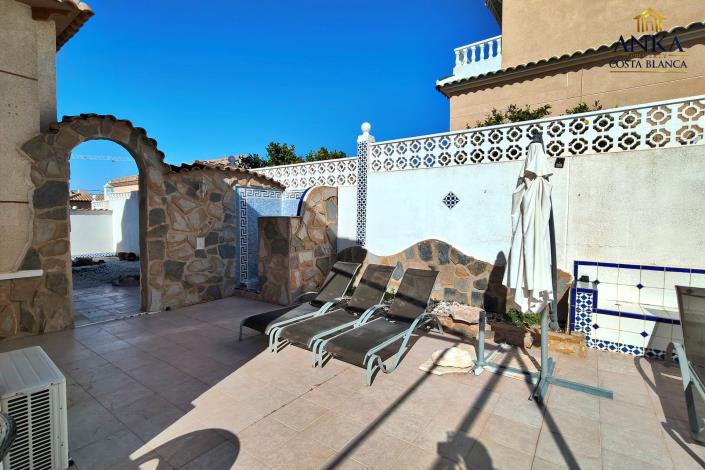 Image No.36-4 Bed Villa / Detached for sale