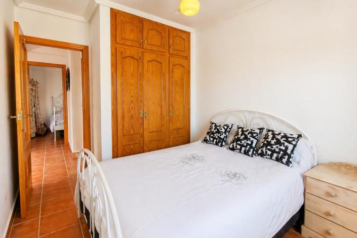 Image No.8-3 Bed Villa / Detached for sale