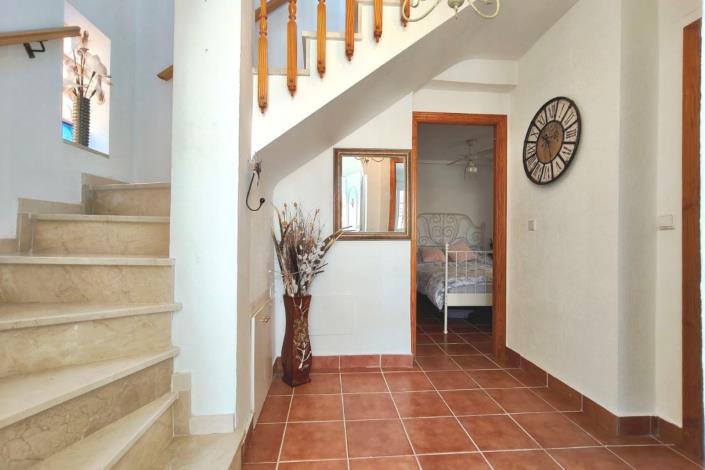 Image No.14-3 Bed Villa / Detached for sale