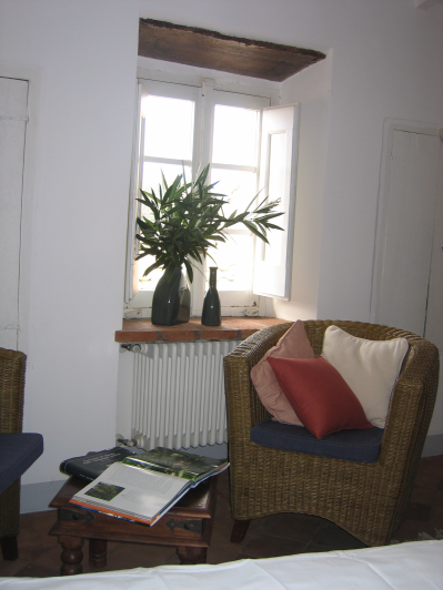 Image No.18-7 Bed Property for sale