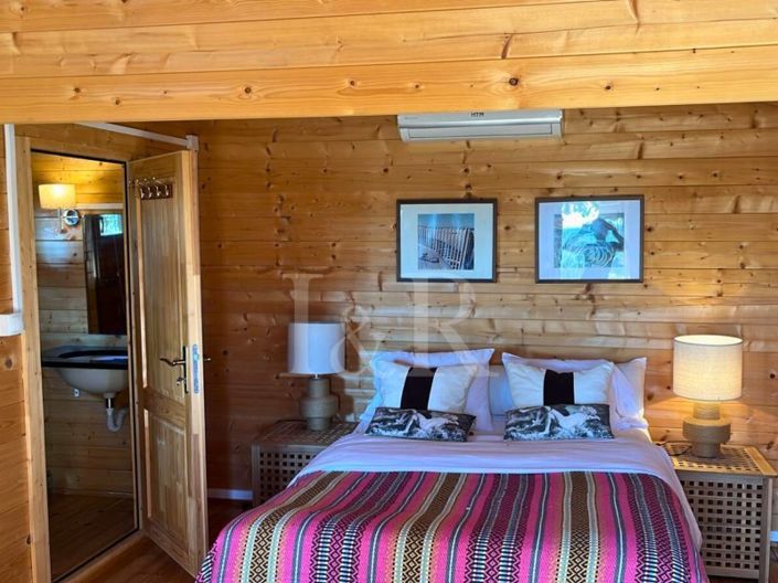 Image No.18-5 Bed Farmhouse for sale