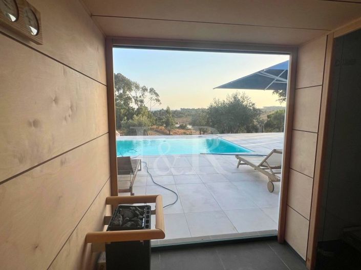 Image No.25-5 Bed Farmhouse for sale