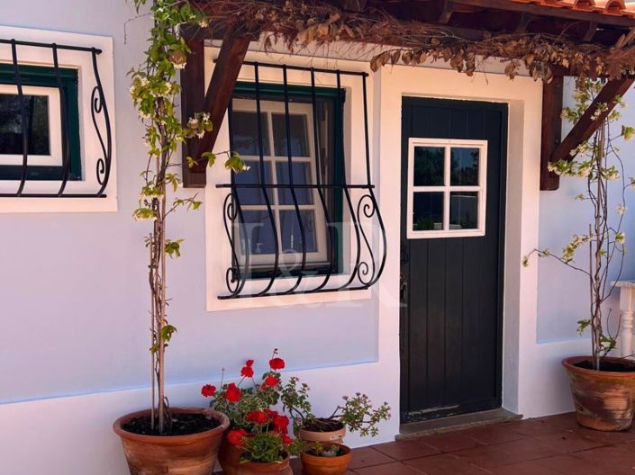 Image No.27-5 Bed Farmhouse for sale