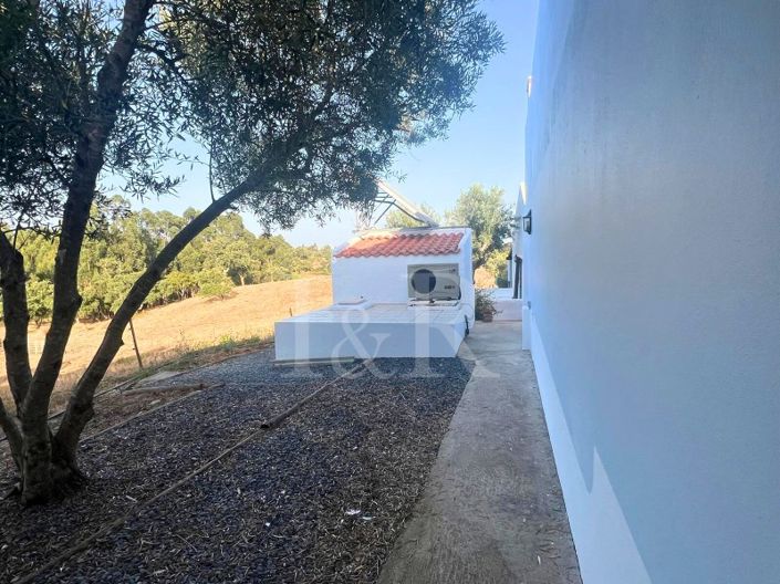 Image No.34-5 Bed Farmhouse for sale