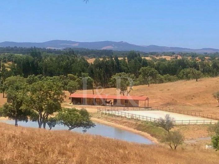 Image No.38-5 Bed Farmhouse for sale