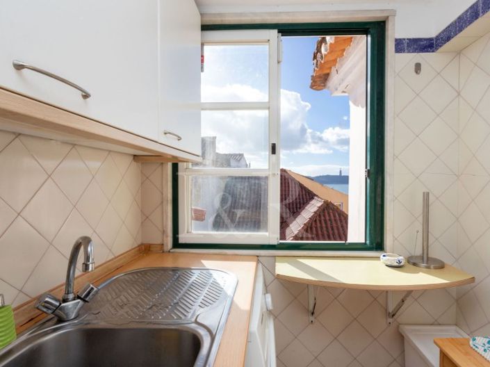 Image No.12-1 Bed Apartment for sale