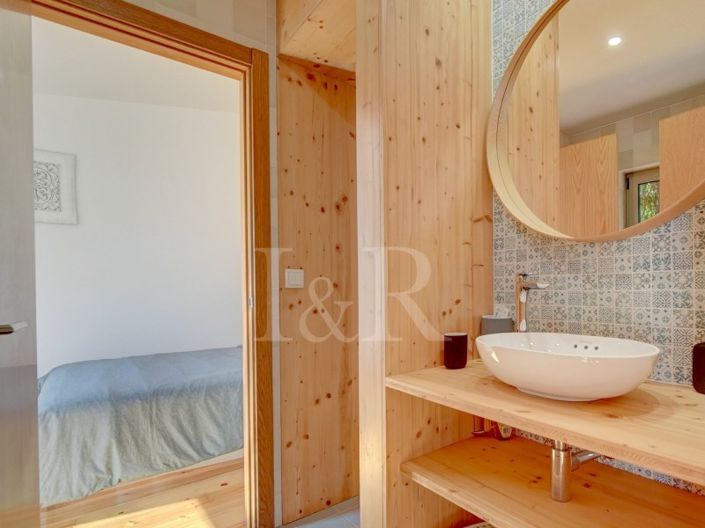 Image No.45-2 Bed House for sale