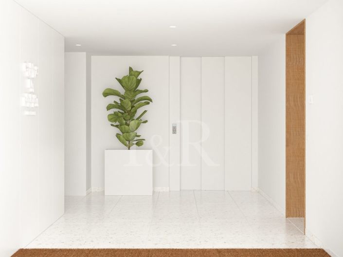 Image No.8-6 Bed Penthouse for sale