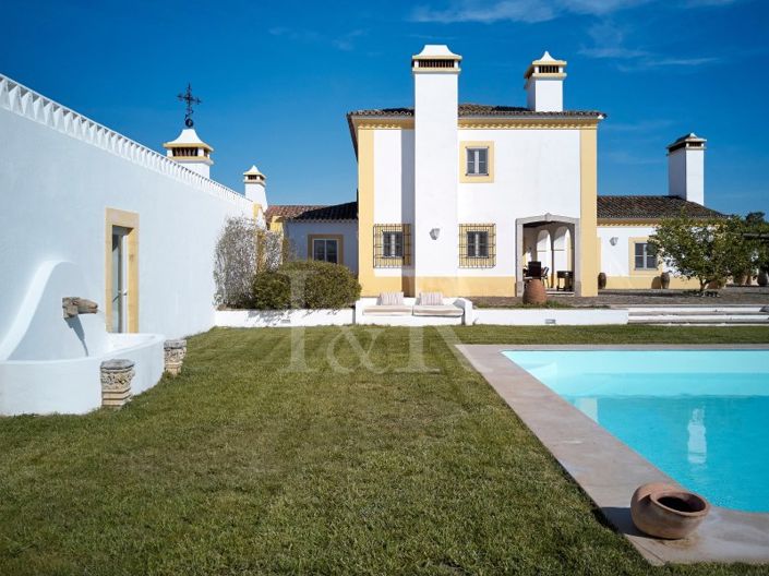 Image No.54-6 Bed Farmhouse for sale