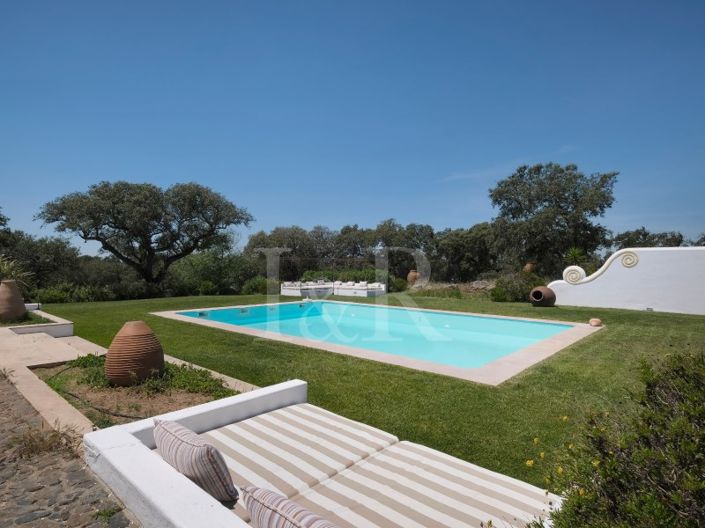 Image No.56-6 Bed Farmhouse for sale