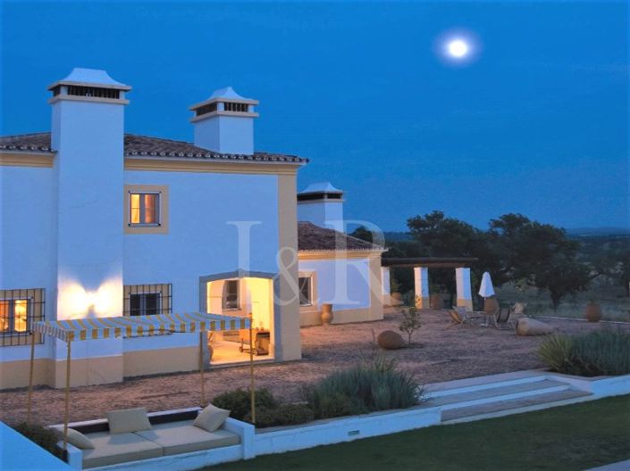 Image No.57-6 Bed Farmhouse for sale