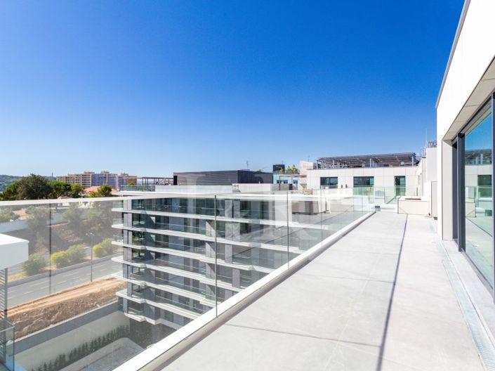 Image No.39-4 Bed Apartment for sale