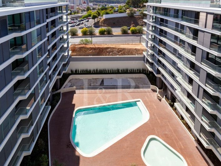 Image No.42-4 Bed Apartment for sale