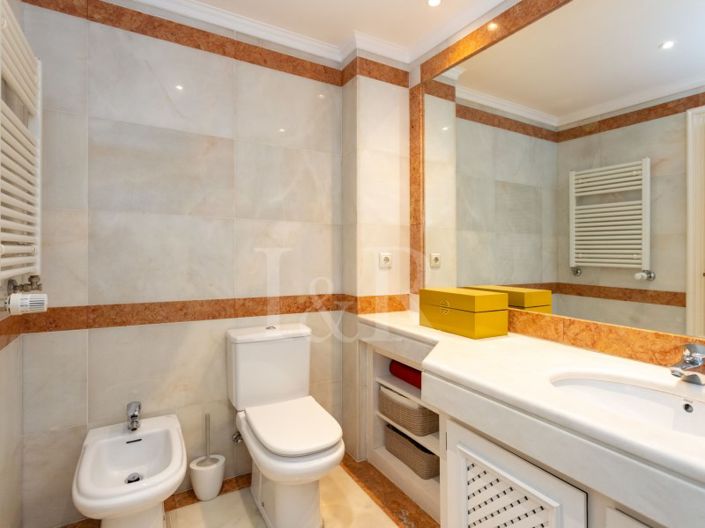 Image No.13-1 Bed Apartment for sale