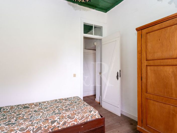 Image No.13-7 Bed Farmhouse for sale