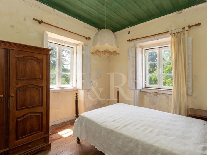 Image No.23-7 Bed Farmhouse for sale