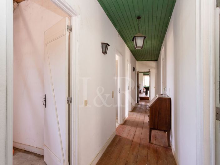 Image No.28-7 Bed Farmhouse for sale